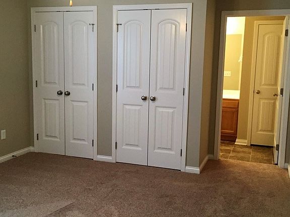 3rd image of 260 Walnut Creek Dr APT F16