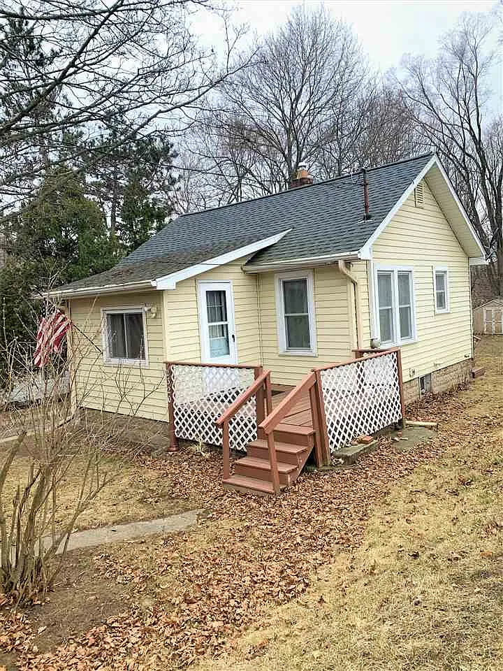 2320 Vining St photo 1