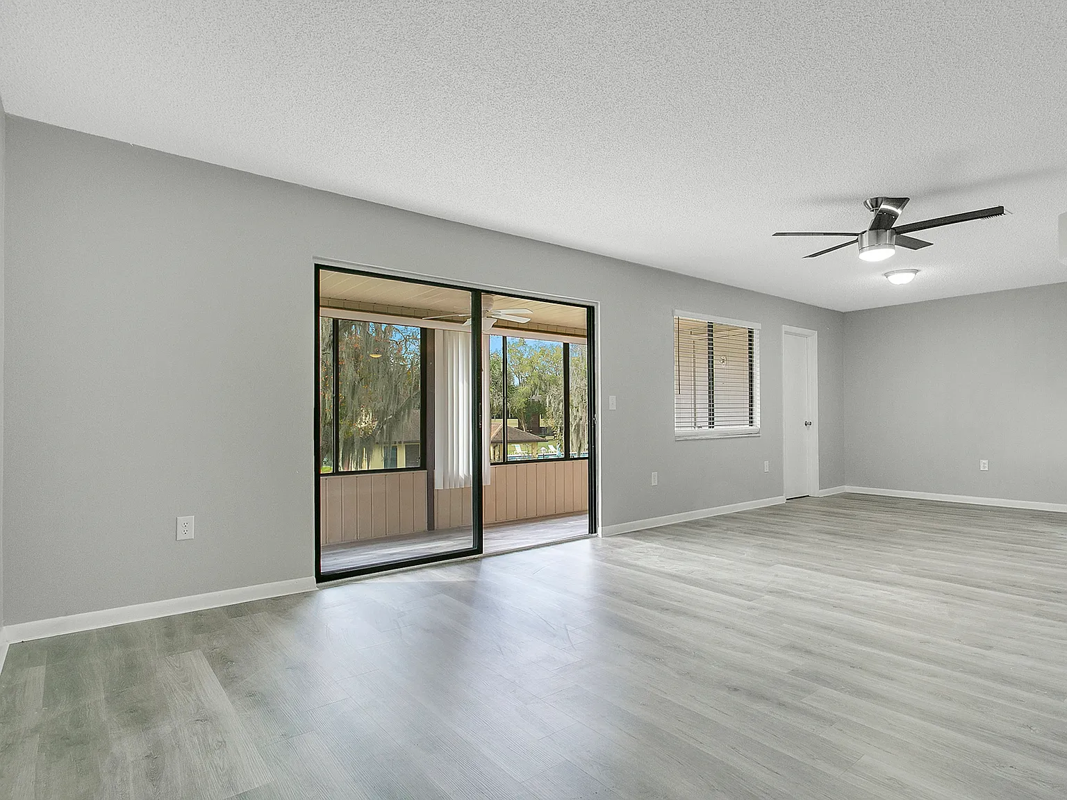 513 Fairways Lane - 1 — Photo 4