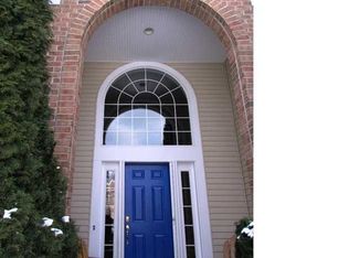 11 Seton Ct, Penfield, NY 14526