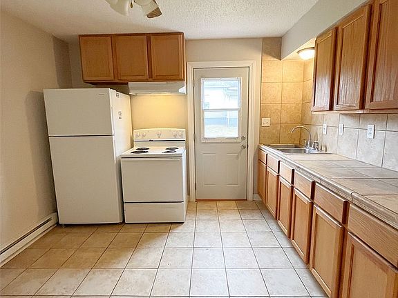 4th image of 415 E Young Ave #A