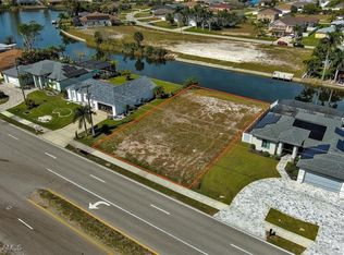 311 Gleason Pkwy, Cape Coral, FL 33914