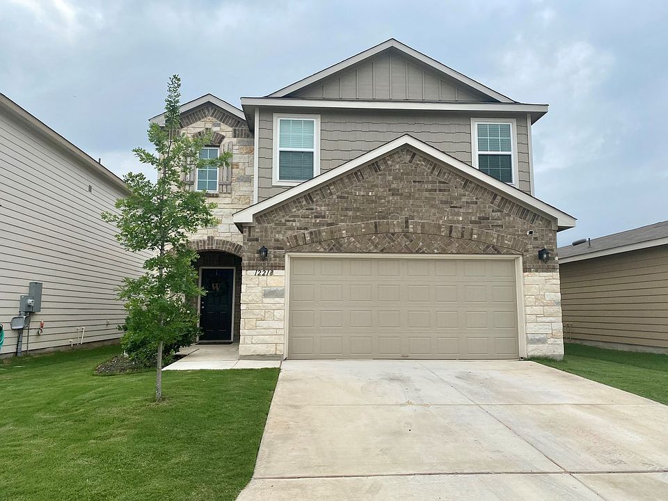 1st image of 12218 Canyon Rock Ln
