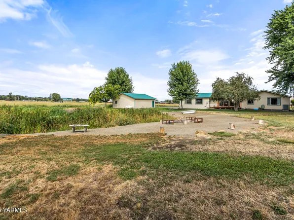 2715 Riverside Rd, Yakima, WA 98901
