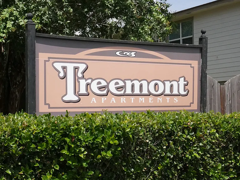 Treemont Apartments — Photo 42