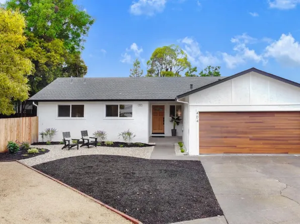 404 Santa Barbara Court, Rohnert Park, CA 94928