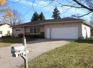 103 W Hillside Ave, Fergus Falls, MN 56537