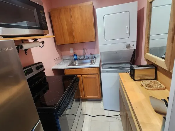 8801 Natalie Ave NE, Albuquerque, NM 87111