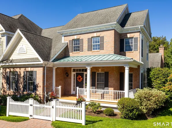 8 Billingsgate Drive, Simsbury, CT 06070