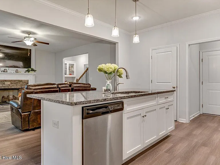 8330 Bannock Cir — Photo 18