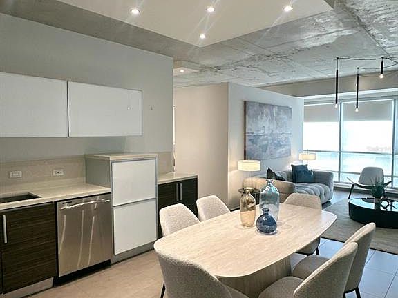 5th image of 404 Constitucion Ave #206