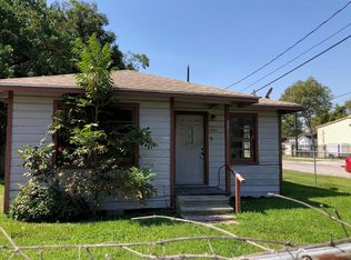 8819 Irvington Blvd, Houston, TX 77022