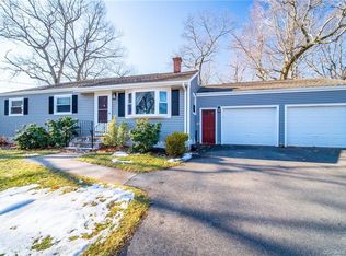 54 Field Rd, Cromwell, CT 06416