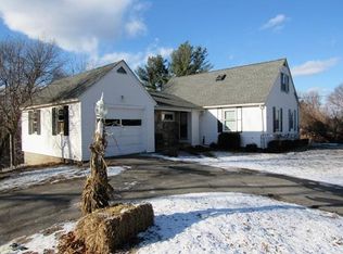 314 10th St, Dracut, MA 01826