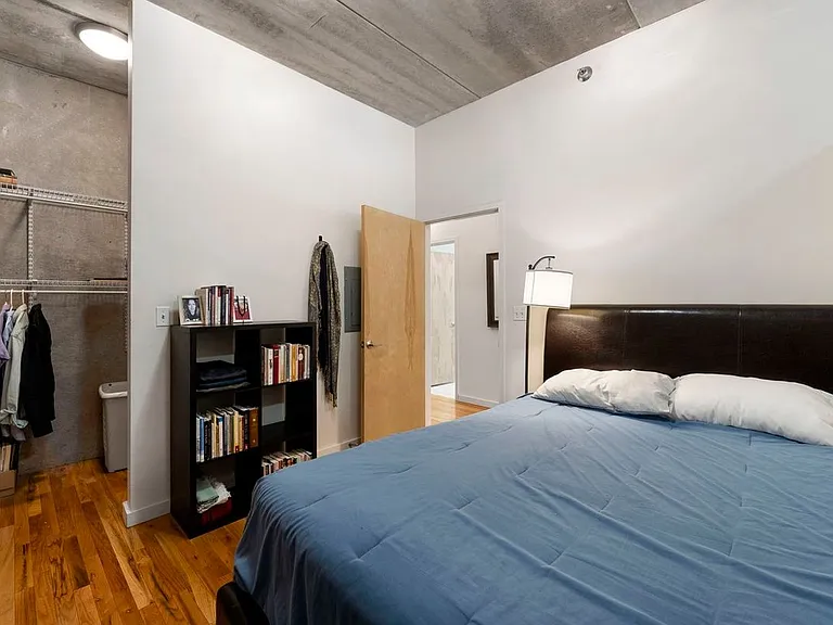 630 N Franklin St #417 — Photo 11