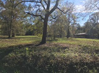 104 Duplissey Rd, Deville, LA 71328