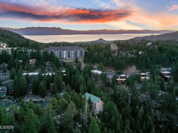 305 Galaxy Ln #8, Stateline, NV 89449