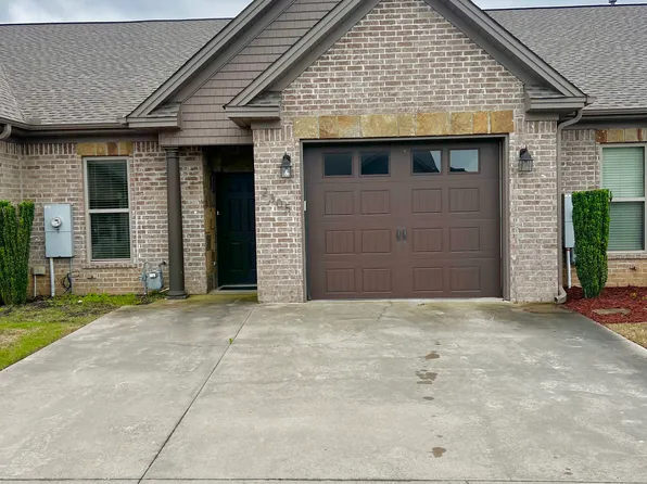 2305 Nassau Ln, Searcy, AR 72143