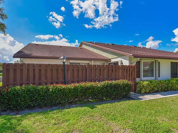 2nd image of 3812 Coco Loba Lane