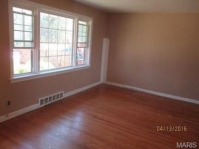 3rd image of 9429 Duenke Dr