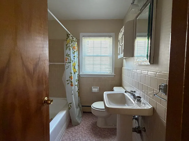 2 Coral St #1 — Photo 21