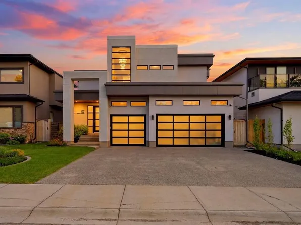 102 Malibou Rd N, Calgary, AB T2V 4R8