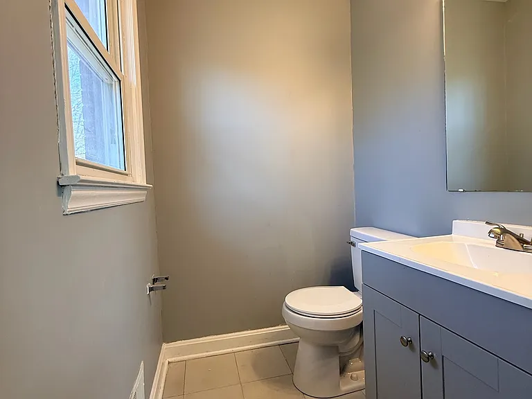 5325 Evanshire Dr — Photo 7