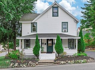 21 Mohican St, Lake George, NY 12845