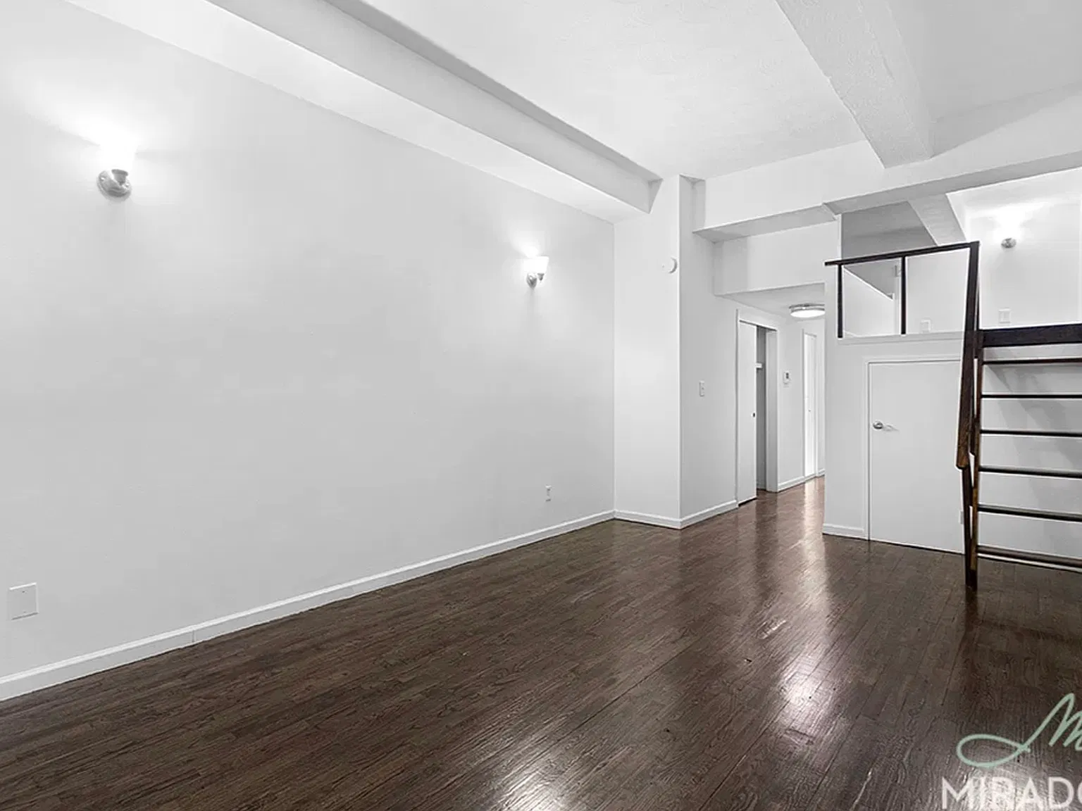 43 West 16th Street — Photo 2