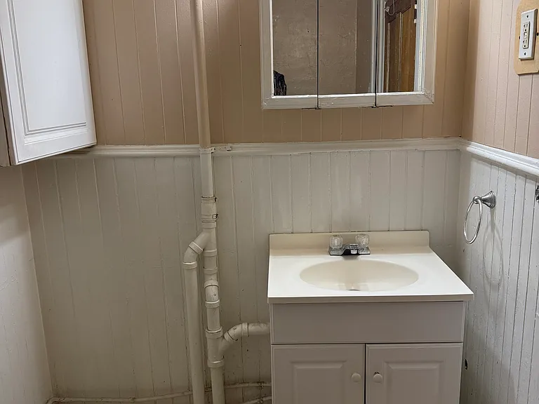 173 Hawley St #2 — Photo 13