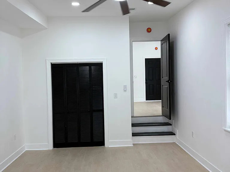 1012 W Lanvale St #2 — Photo 7