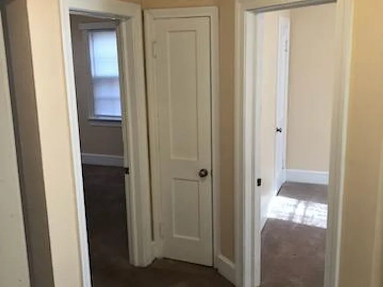 2310 Richmond Ave — Photo 6
