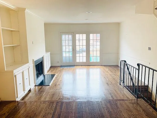 2 bed, 1.5 bath, 1270 sqft, $3,195 — Photo 4