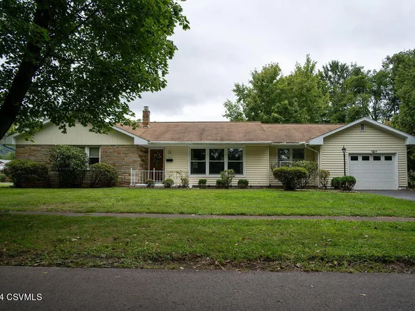 155 Robin Ln, Bloomsburg, PA 17815