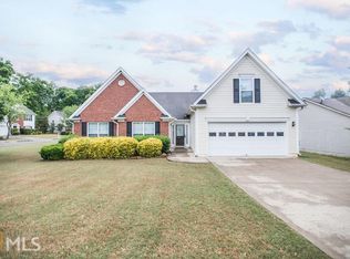 3187 Victoria Park Ln, Buford, GA 30519