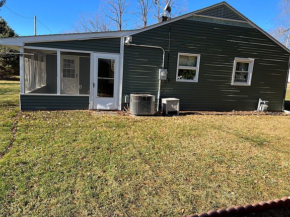 4th image of 801 Blackhawk Blvd