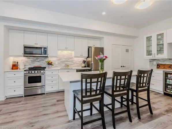 110 Fergus Ave #110, Kitchener, ON N2A 0K9