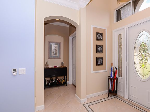 4th image of 7749 Greenbrier Cir