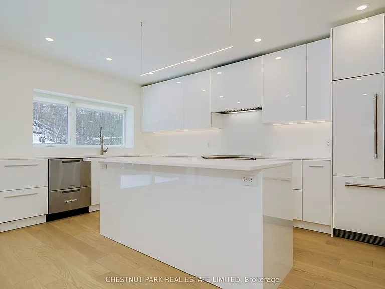 116 Boulton Dr — Photo 11
