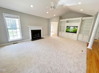 130 Wiltshire Dr, Clayton, NC 27527