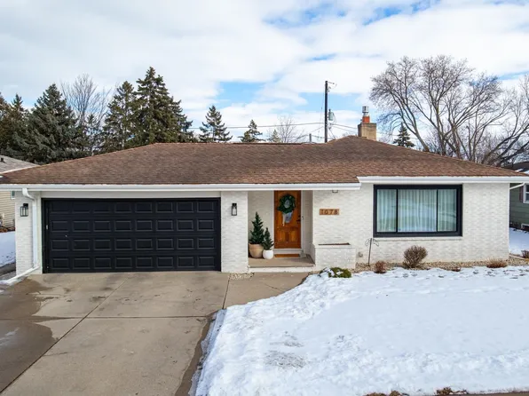 1078 Meadow Ln, Neenah, WI 54956