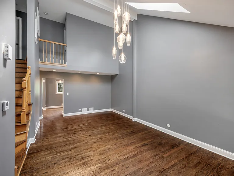 713 Acadia Ct — Photo 7