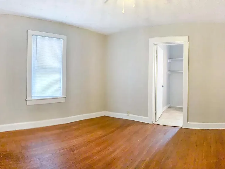 431 S Keystone Ave — Photo 9