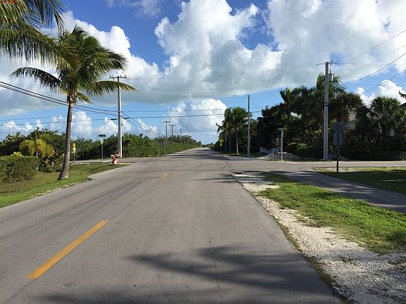 4th image of 1570 Sugarloaf Blvd