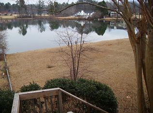17 Lakeshore Ct, McDonough, GA 30252