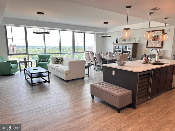 930 Rose Ave Unit 2001, Rockville, MD 20852