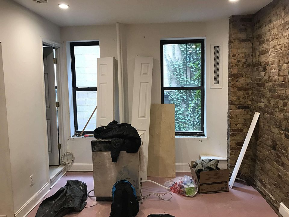 1st image of 438 W Broadway APT 7L