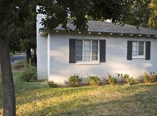 99 43rd St, Sacramento, CA 95819