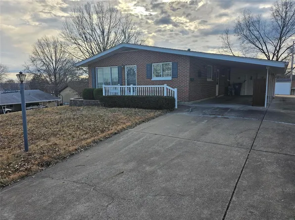 2 Marian St, Sainte Genevieve, MO 63670