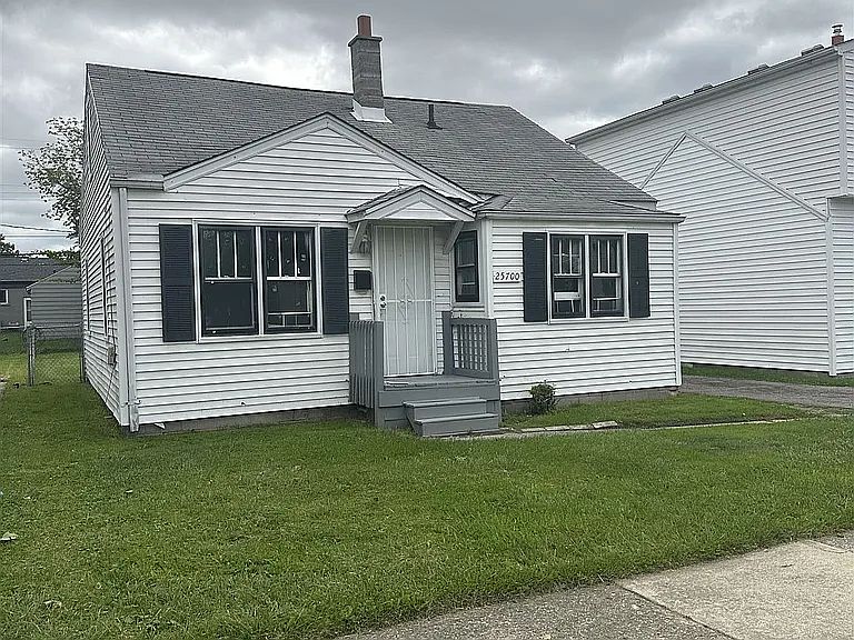 1st image of 25700 Leach St #1
